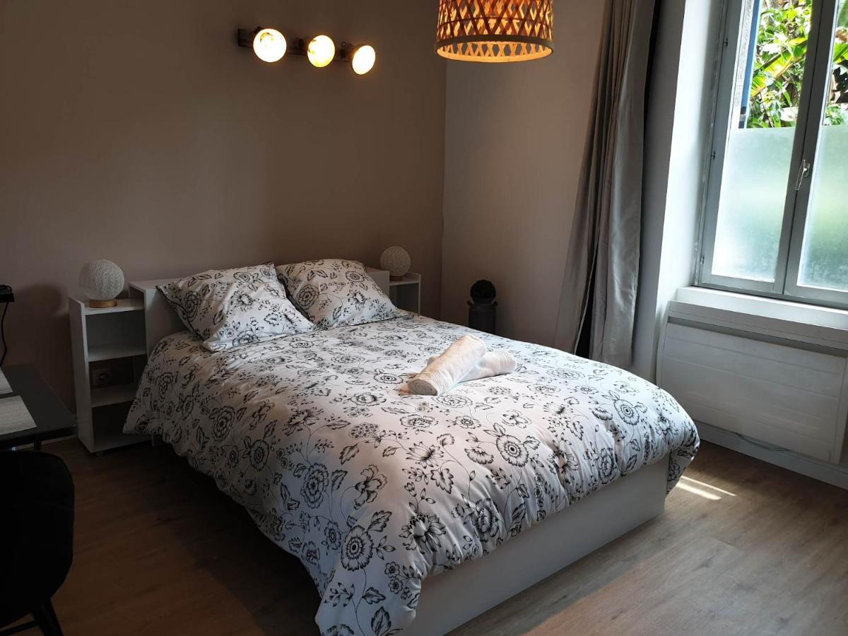 Chez Cerise Bed and Breakfast Tournay Eksteriør billede